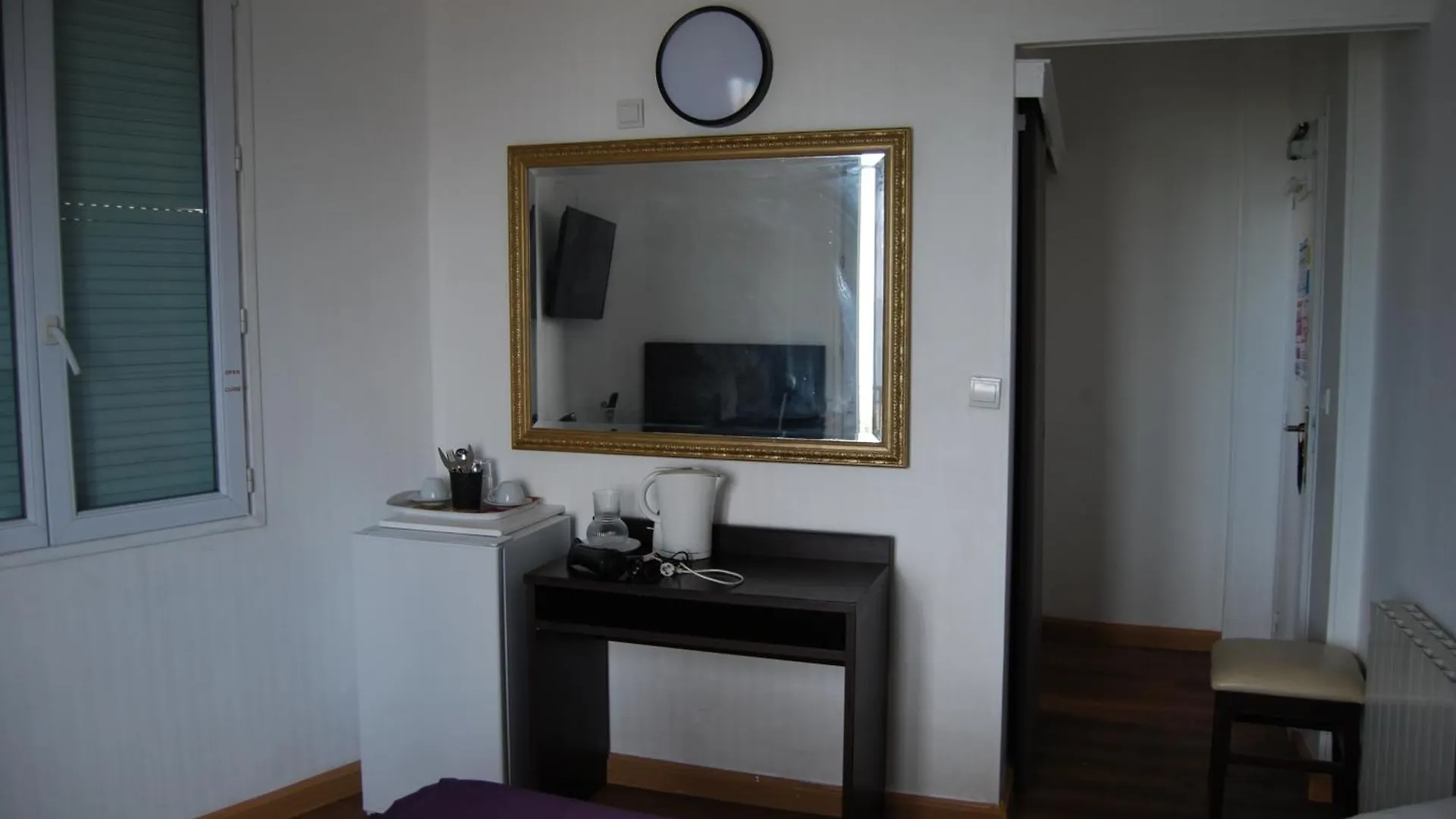 **  ניס Hotel Azur צרפת