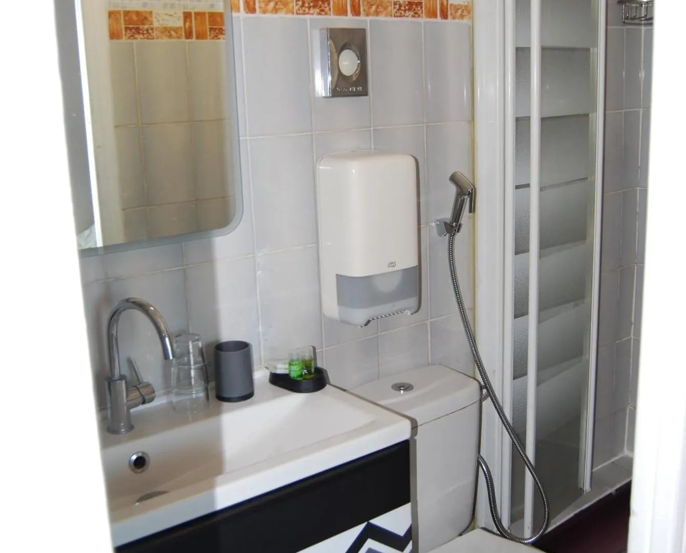 ניס Hotel Azur